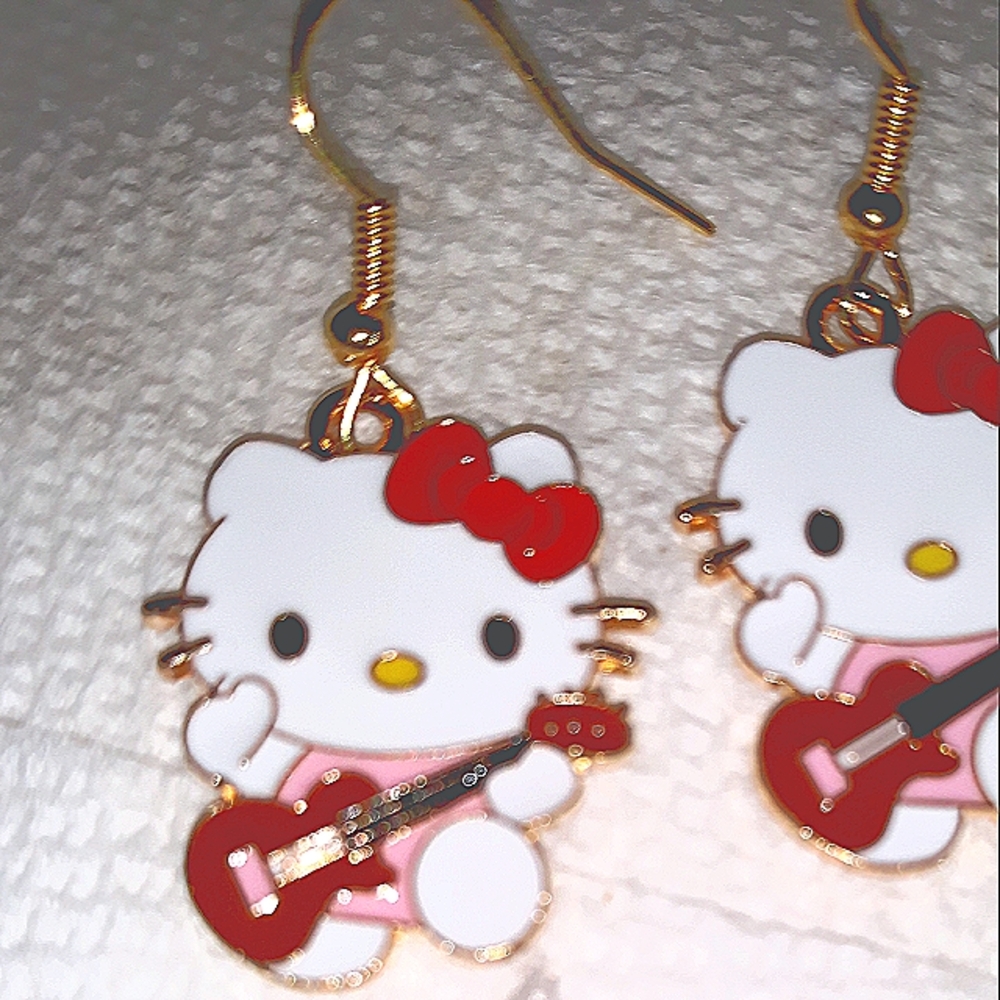 HELLO KITTY Guitar Dangle Earrings Enamel Sanrio Kawaii Cute Japanese NEW NWT - Picture 2 of 4